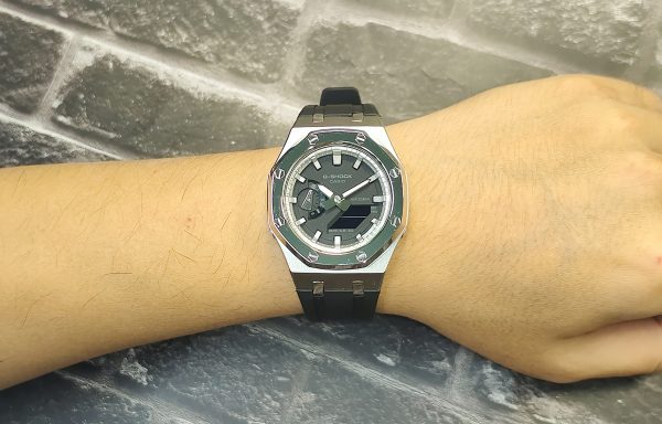 Кастомные часы Casio G-Shock GA-2100 — чёрный силиконовый ремешок и серебристый безель — фото 6