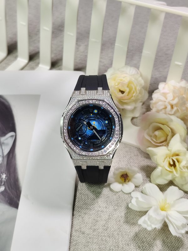 Кастомные часы Casio G-Shock GA-2100 — чёрный каучуковый ремешок и серебристый безель с кристаллами — фото 4
