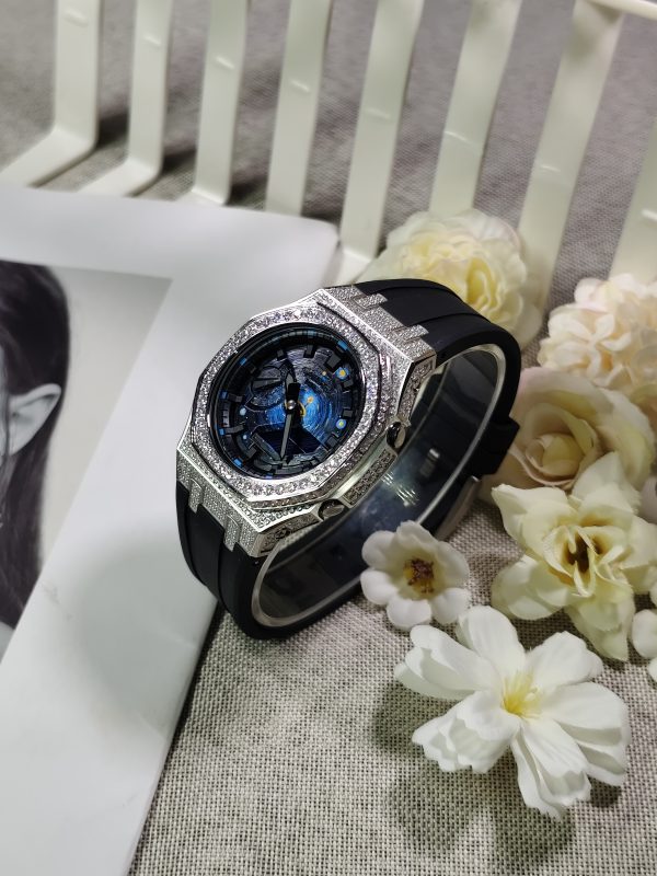 Кастомные часы Casio G-Shock GA-2100 — чёрный каучуковый ремешок и серебристый безель с кристаллами — фото 5