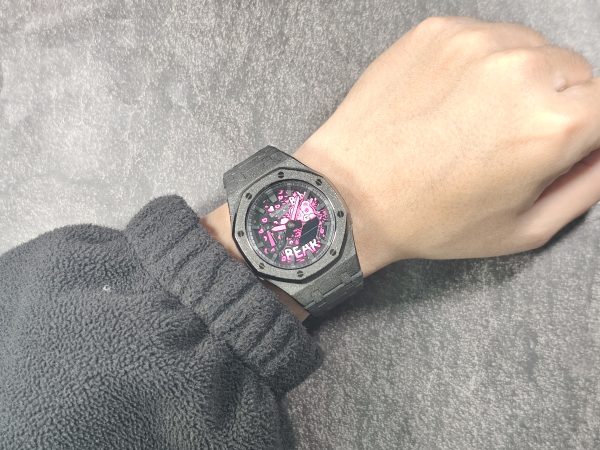 Кастомные часы Casio G-Shock GA-2100 — чёрный каучуковый ремешок и серебристый безель с кристаллами — фото 4