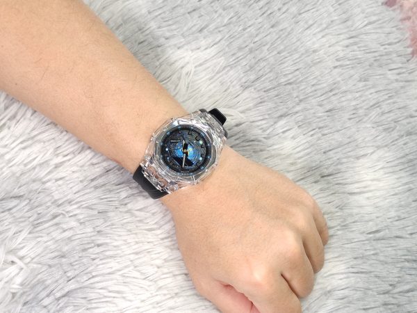 Кастомные часы Casio G-Shock GA-2100 — чёрный каучуковый ремешок и серебристый безель с кристаллами — фото 1