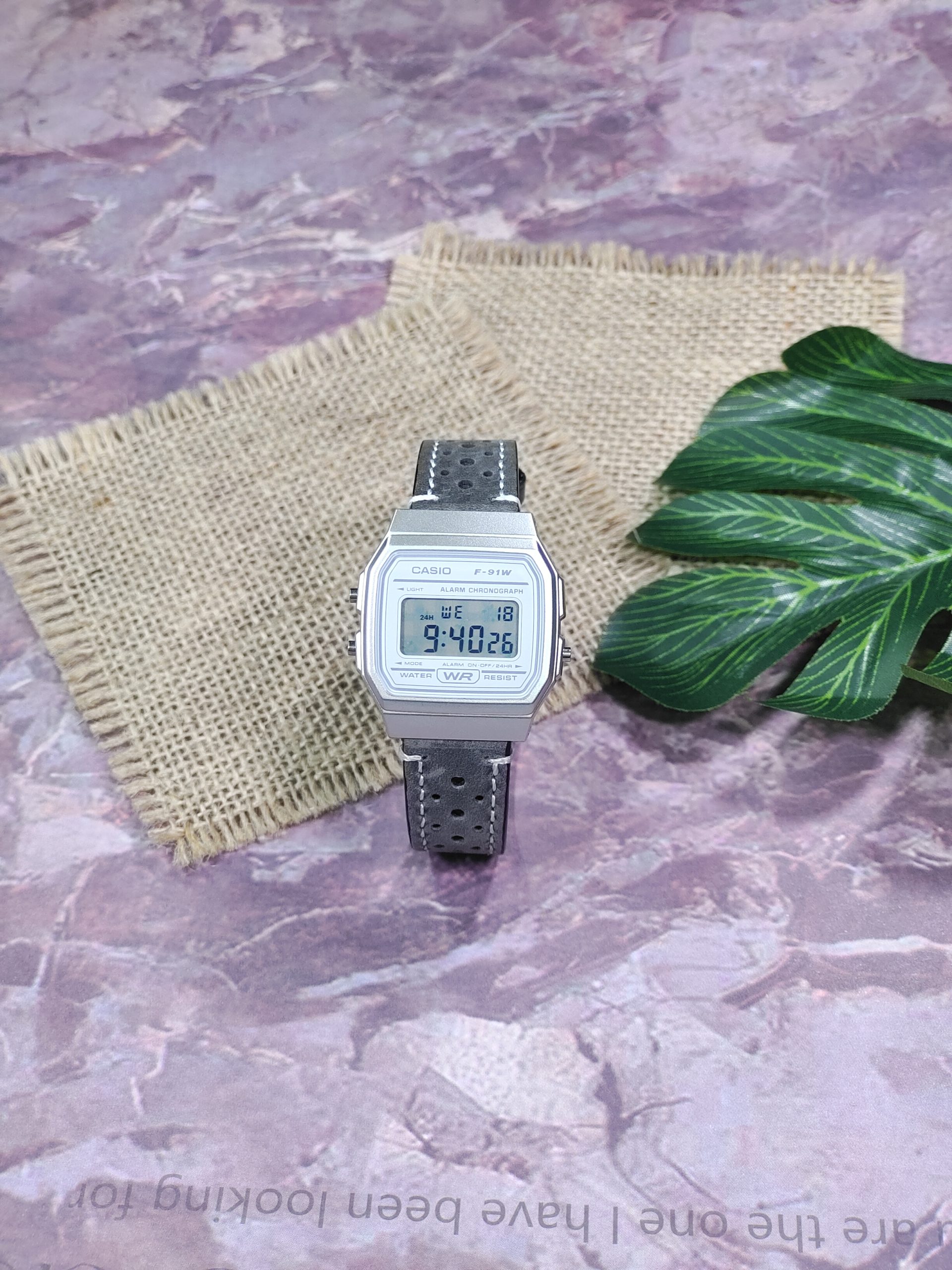 Кастомные часы CASIO F-91W | Мод | CasiOAK Custom Кастомные часы Casio F-91W — серый кожаный ремешок и белый циферблат