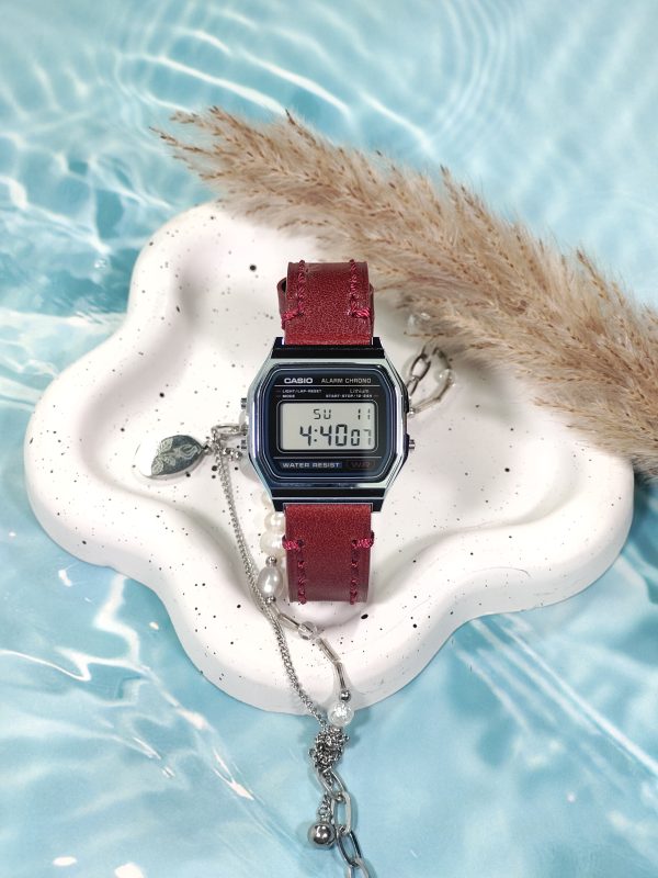Кастомные часы Casio A158WA — Квадратный корпус и Красный циферблат — фото 2