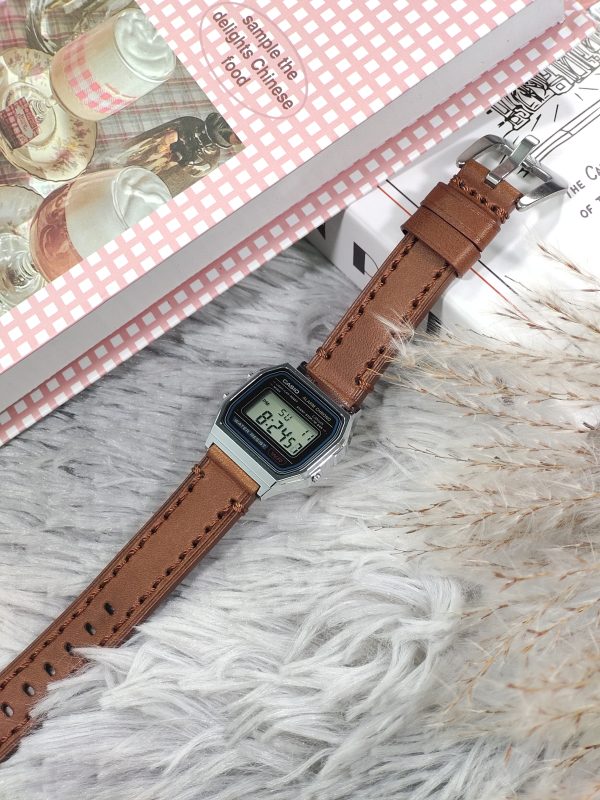 Кастомные часы Casio A158WA — Квадратный корпус и Красный циферблат — фото 6