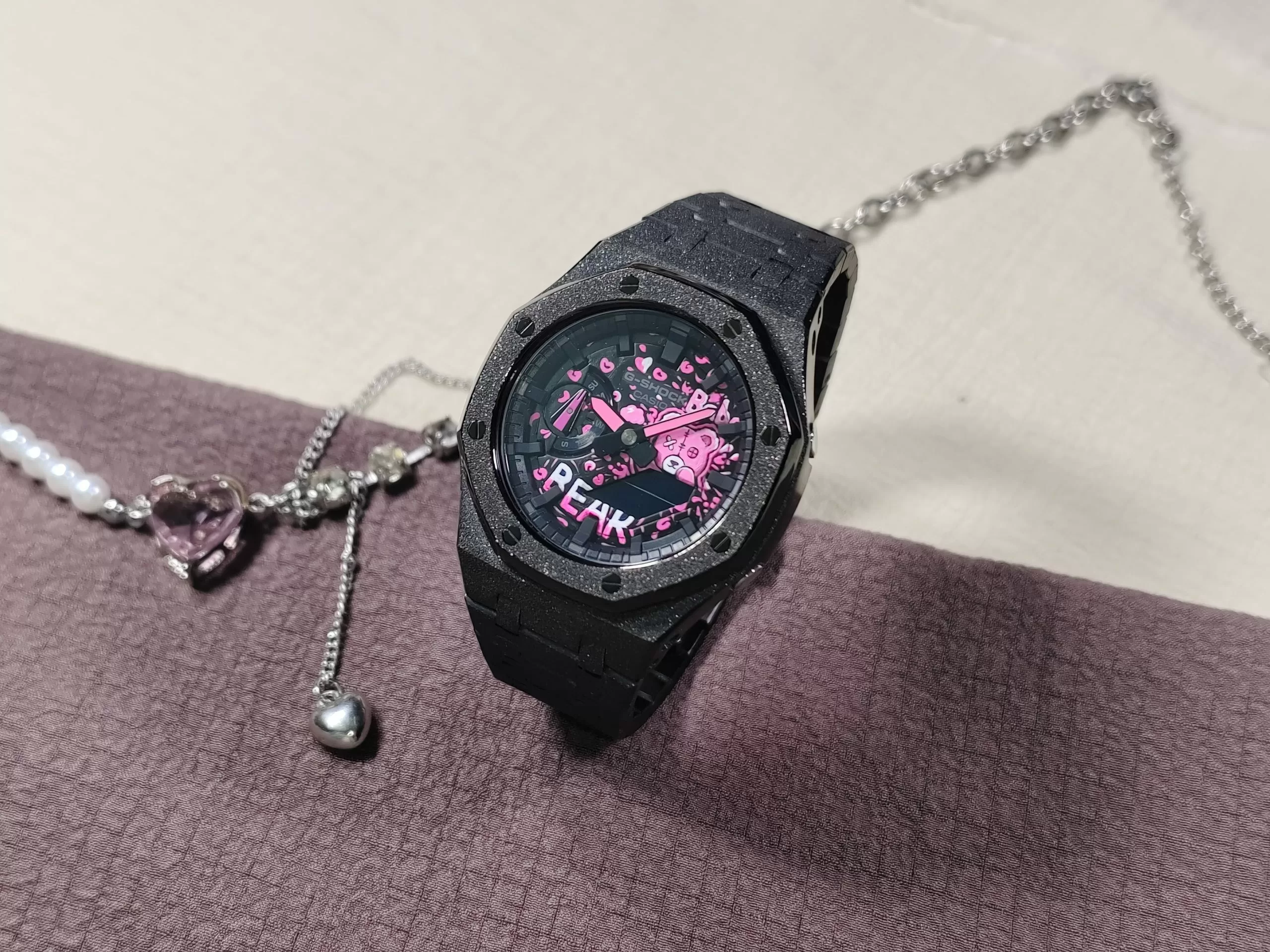Кастомные часы Casio G-Shock Мерцающая Тьма Розовая Душа, розовые. Купить кастом G-Shock CasiOAK Custom, доставка по России