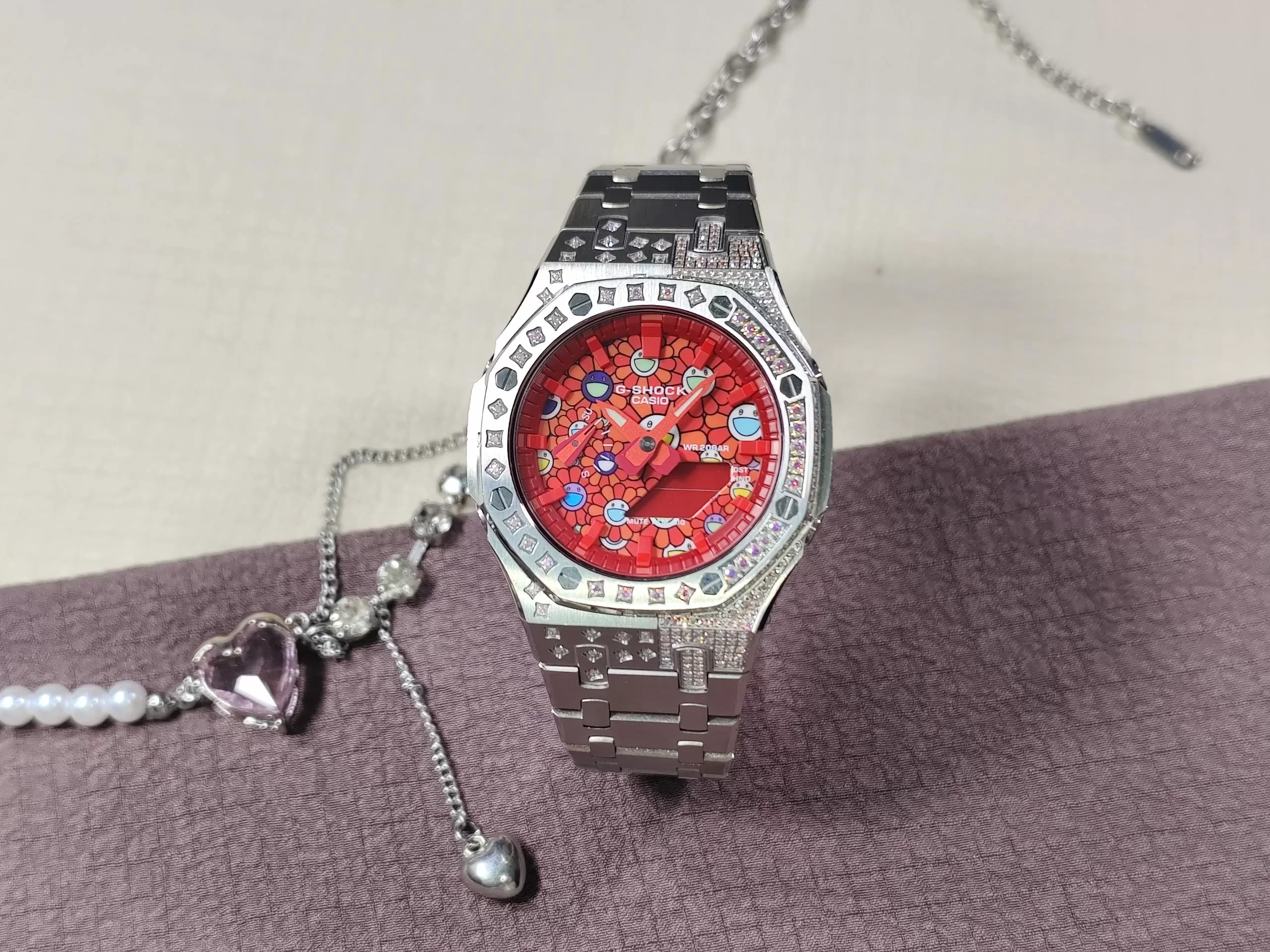 Кастомные часы Casio G-Shock Расплавленный Кристалл Рисованное Пламя, алые. Купить кастом G-Shock CasiOAK Custom, доставка...