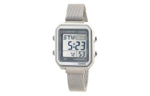 Кастомные часы Casio G-Shock Серебряный Иней Сибирских Просторов, серебряные, вид сбоку. CasiOAK Custom, кастомные часы Ca...