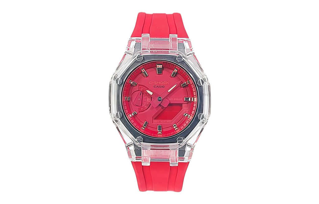 Кастомные часы Casio G-Shock Алая Душа Кристальный Панцирь, стальные, вид сбоку. CasiOAK Custom, кастомные часы Casio ручн...